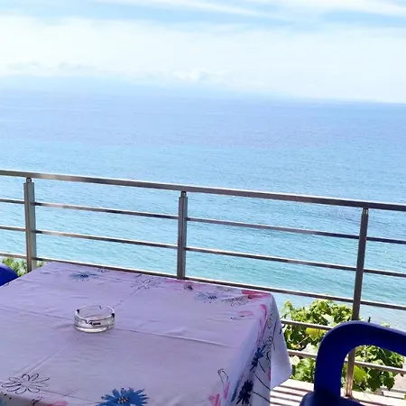 Hébergement de vacances Andoni Qeparo