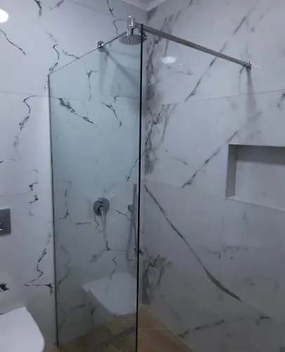 Dom wakacyjny Andoni Qeparo